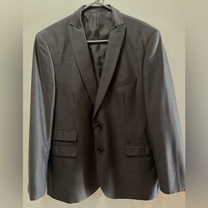 BUosco Omo 42S -Slim Fit in a good condition charcoal color